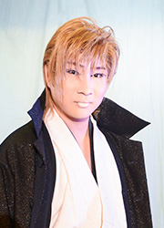 二代目座長冨士川大輔