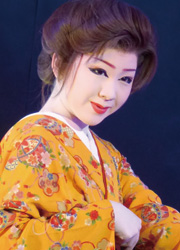 美月徠華