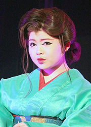 市川みずえ