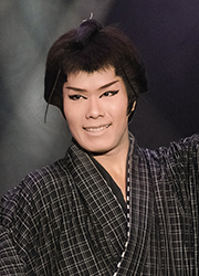 都紗助