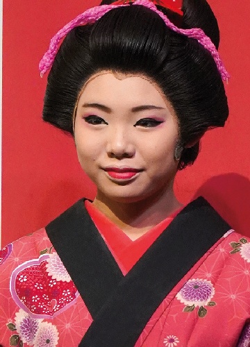 晃愛桃