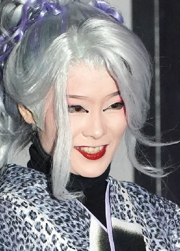 晃永樹里杏