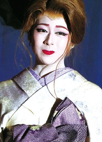 小林真寿